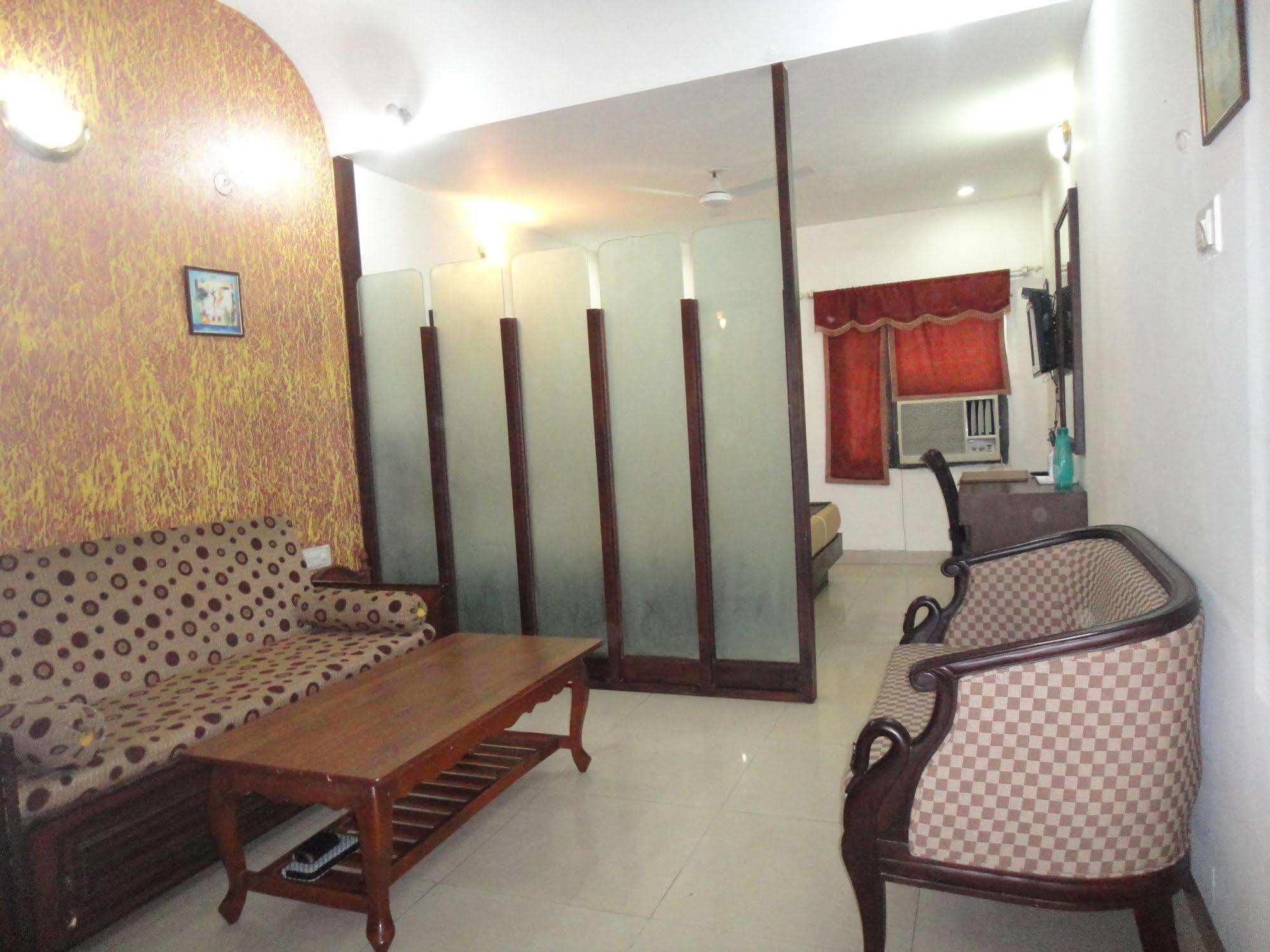 Hotel Orbit 34 Chandīgarh Exterior foto